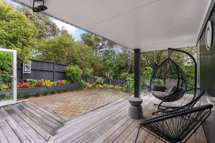 1 Kilduff Place Mairangi Bay_12