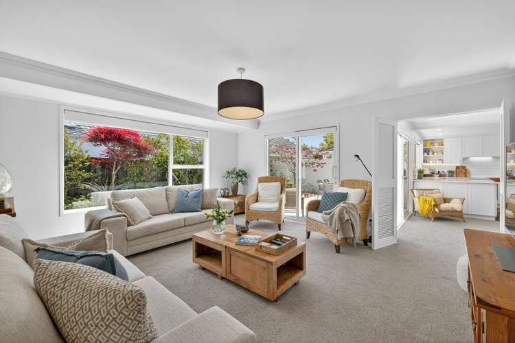 2/83 Winchester Street Merivale_4