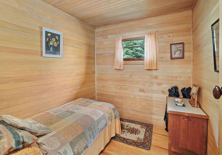 14 Robert Street St Arnaud_12