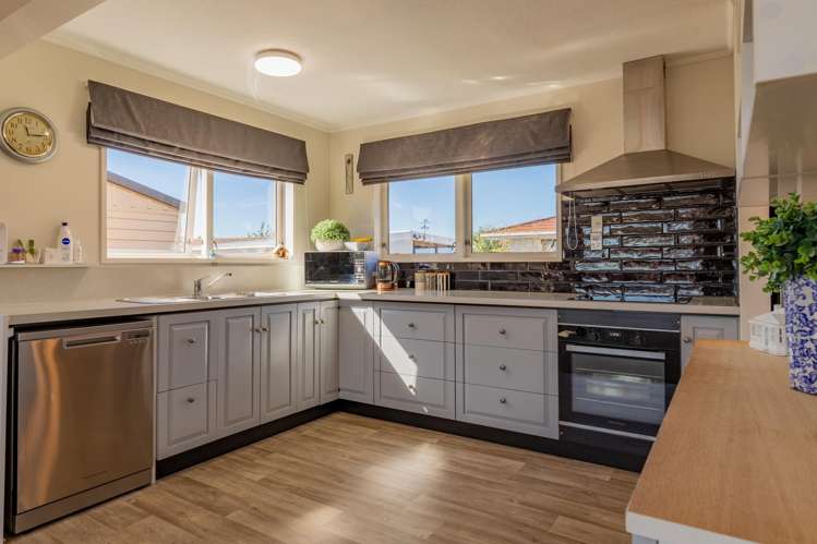 6 Rata Place Glenwood_5