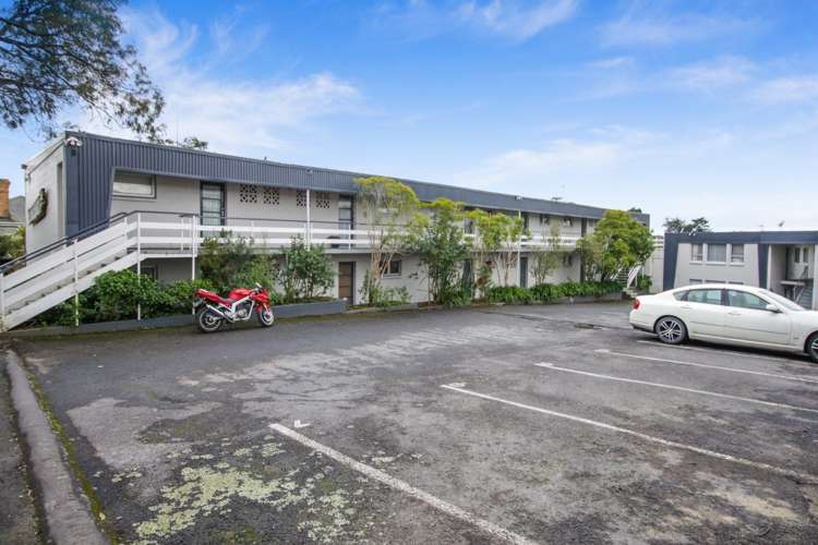 11/32 Blockhouse Bay Road Avondale_1