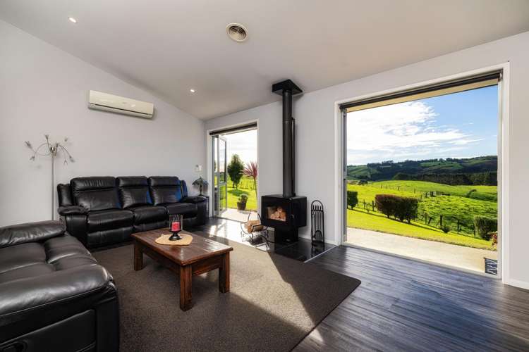 65 Hereford Road Oropi_14