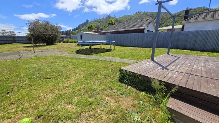  15 Wright Street Wainuiomata_12