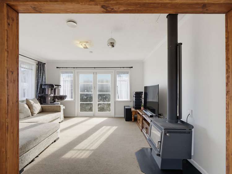 64 Whitefield Street_5