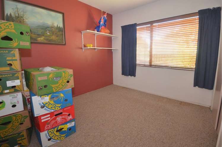 1b Stephens Place Hairini_10