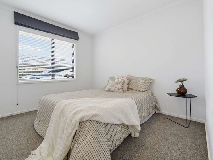 63 Carroll place Owhata_9