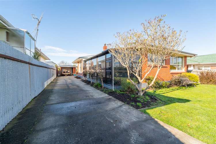 30 Barnes Street Glenwood_14