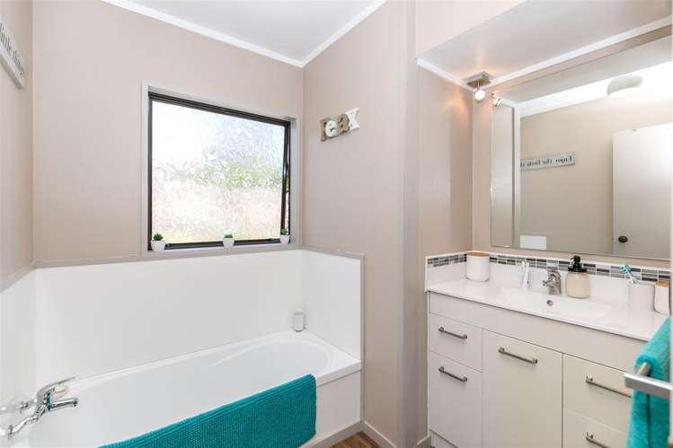 1371 Cambridge Road Te Awamutu_16