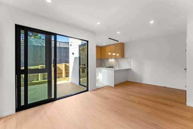 70 Marendellas Drive Bucklands Beach_3