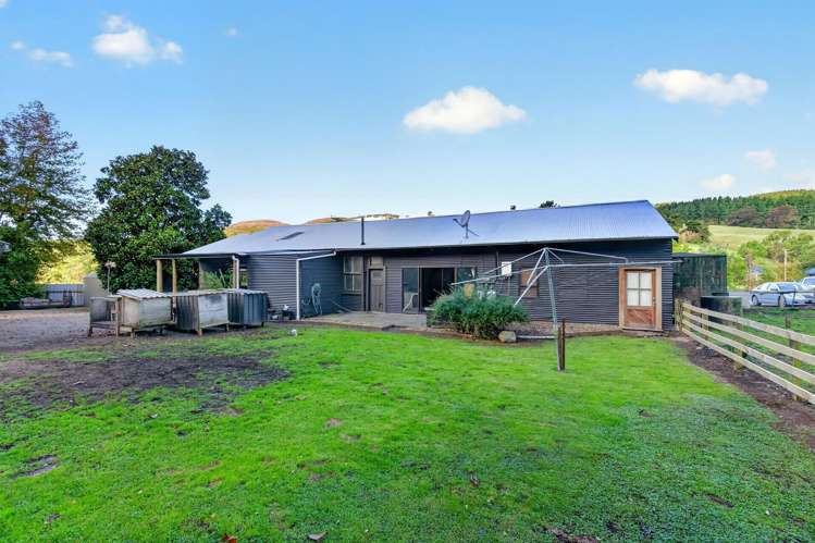 1351 Opaki Kaiparoro Road Mauriceville_17