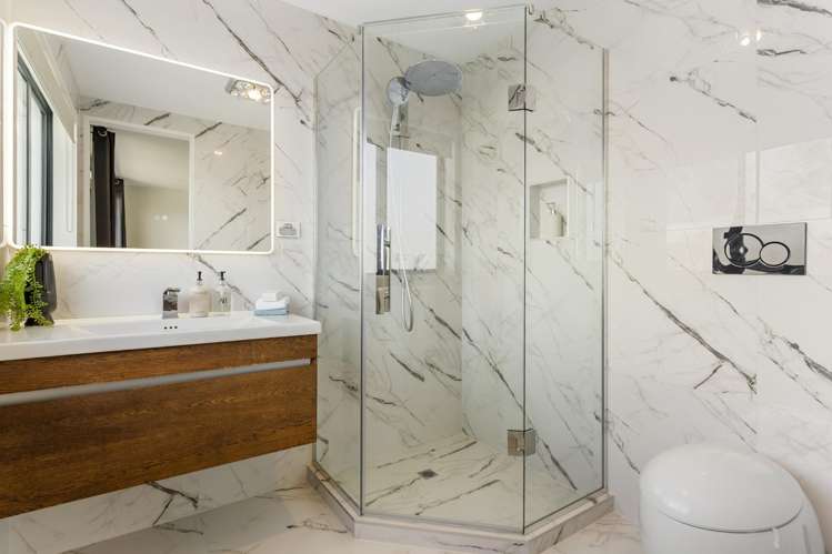 13 Seaview Road Castor Bay_14