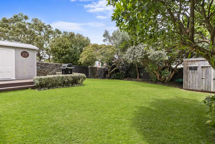 8 Sandringham Road Mount Eden_16