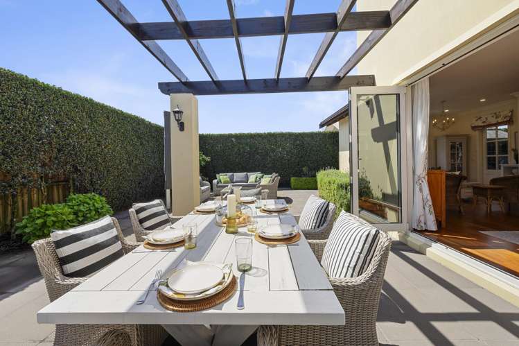 8B Sampson Avenue Waiwhakaiho_12