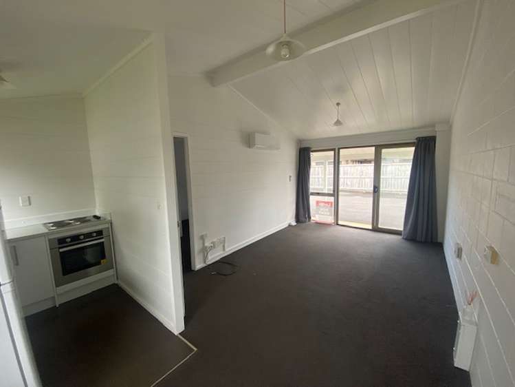 1/13 Albert Street 1074_1