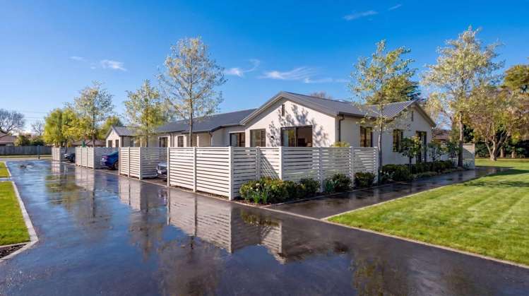 1-6/11 Kain Avenue Fenton Park_5