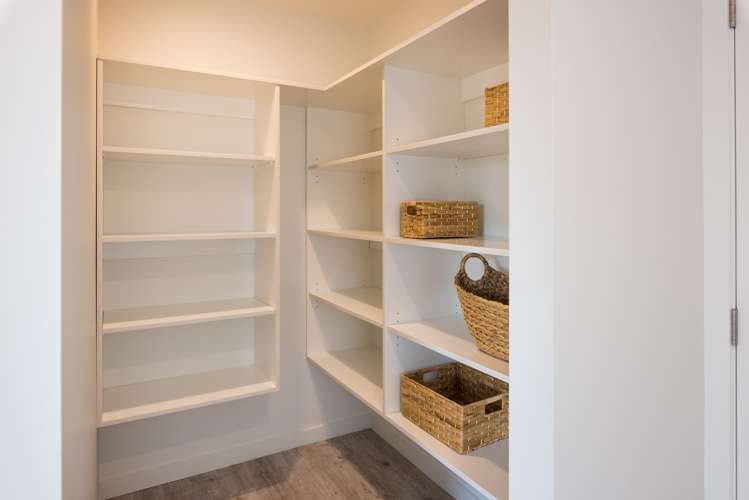 14 Spitfire Drive Burleigh_16