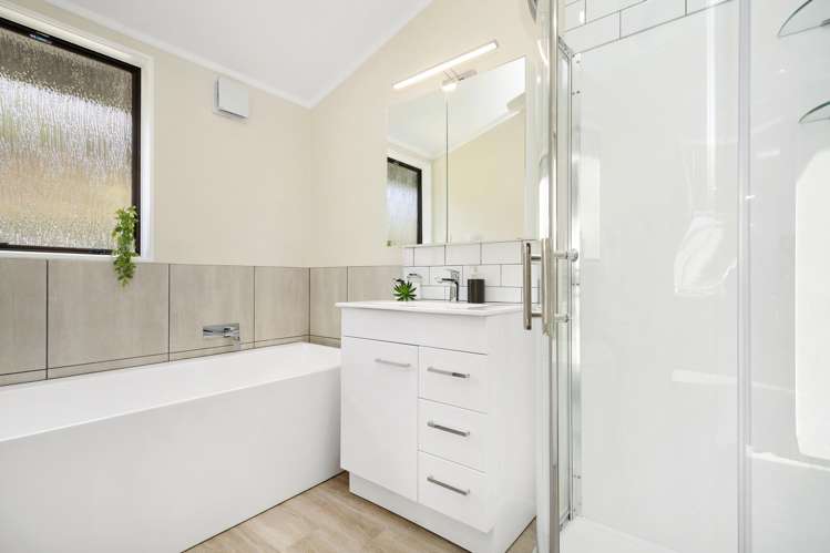 19 Carluke Street Paparangi_14