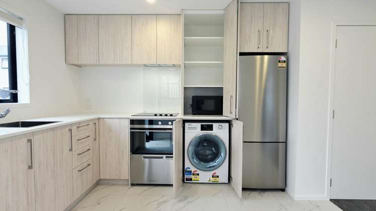 1/23 Awaroa Road Sunnyvale_2