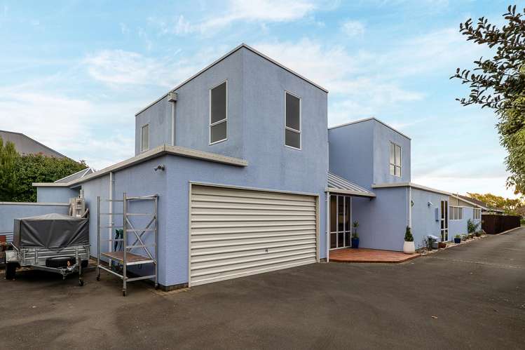 74 Regency Crescent Redwood_20