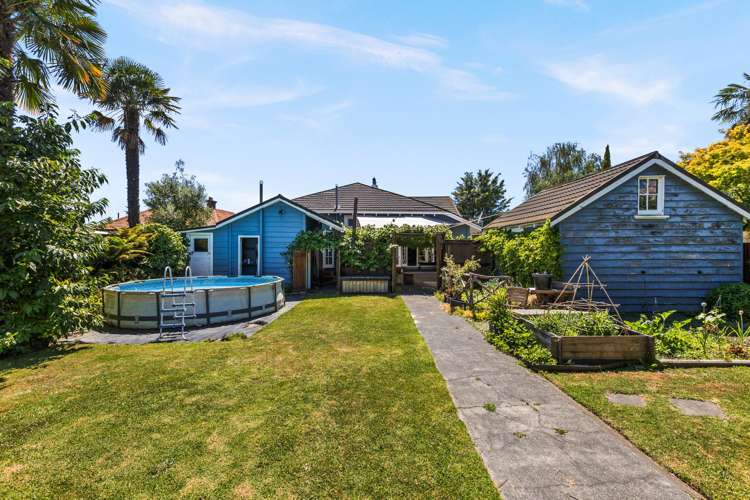 115 Charlotte Crescent Mayfair_13