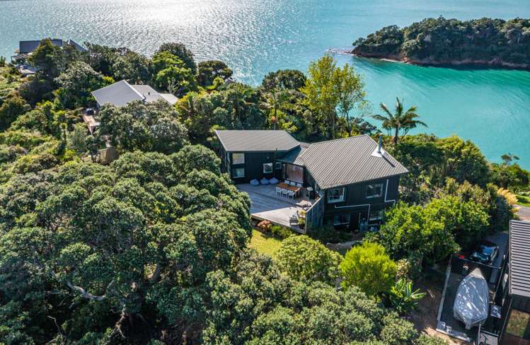 62 Kennedy Point Road Surfdale_33