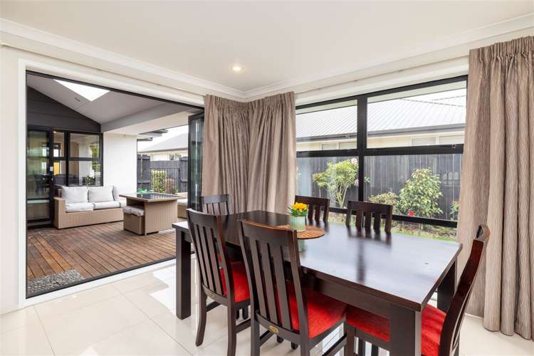 47 Vernon Drive Lincoln_5