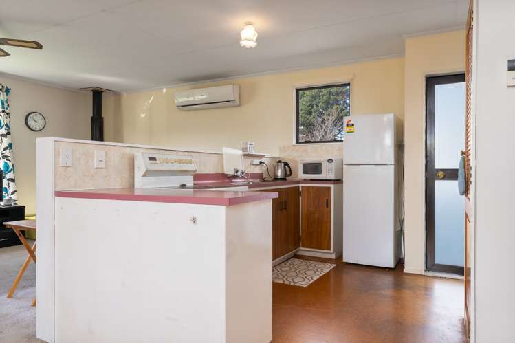 74 Woodward Street Featherston_11