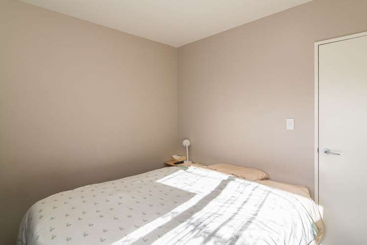 8/7 Hall Avenue Newtown_5