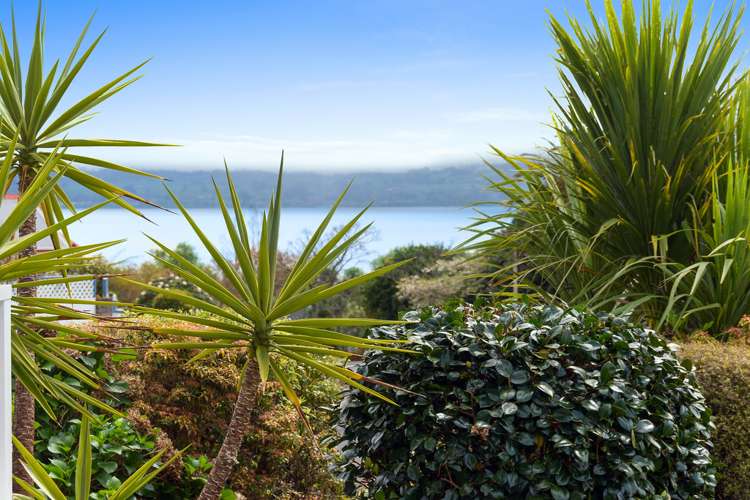 6 Aquarius Drive Kawaha Point_11