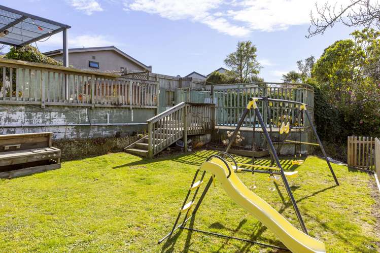 10 Armstrong Grove Hilltop_18