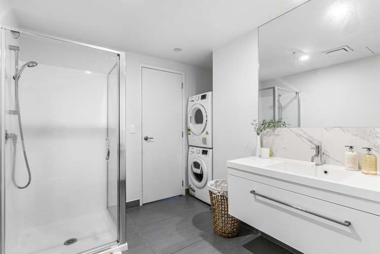 111/25 Bute Road Browns Bay_7