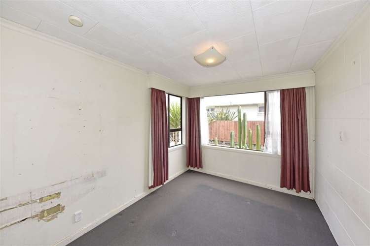 202 Pine Avenue South New Brighton_9