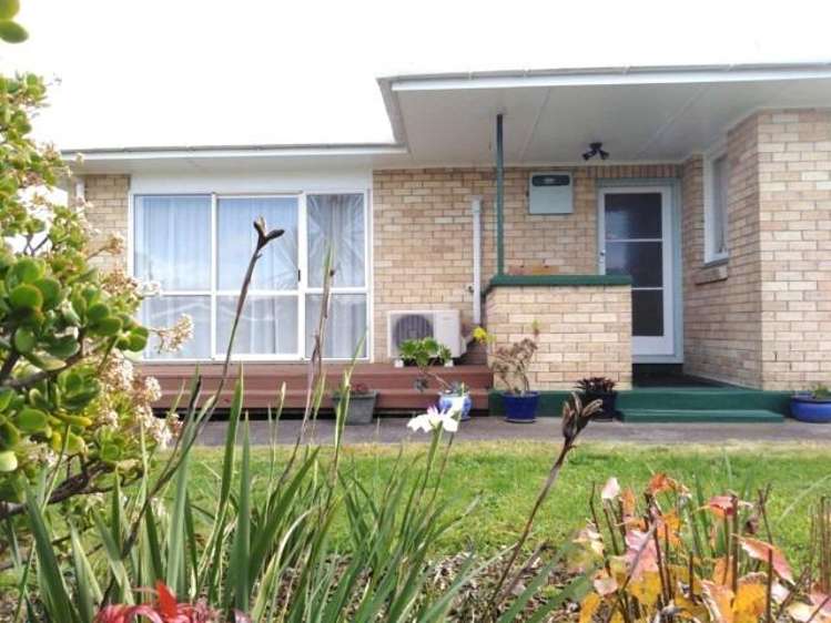 67 Manley Grove South_0