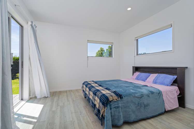 42 Longreach Drive Cooks Beach_9