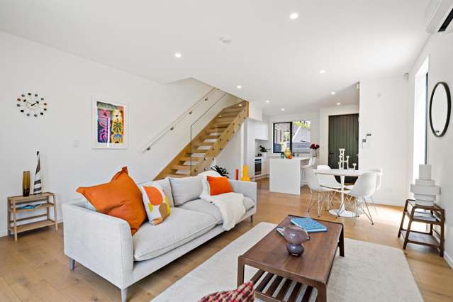 3/37 Glen Atkinson Street St Heliers_4