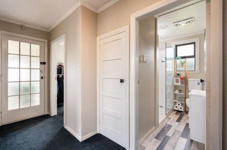 12 Freyberg Avenue Sawyers Bay_9