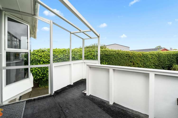 62 Saint Andrew Street Windsor_23