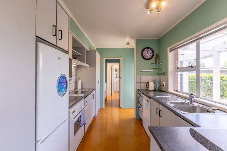 5 Tudor Crescent Chedworth_11