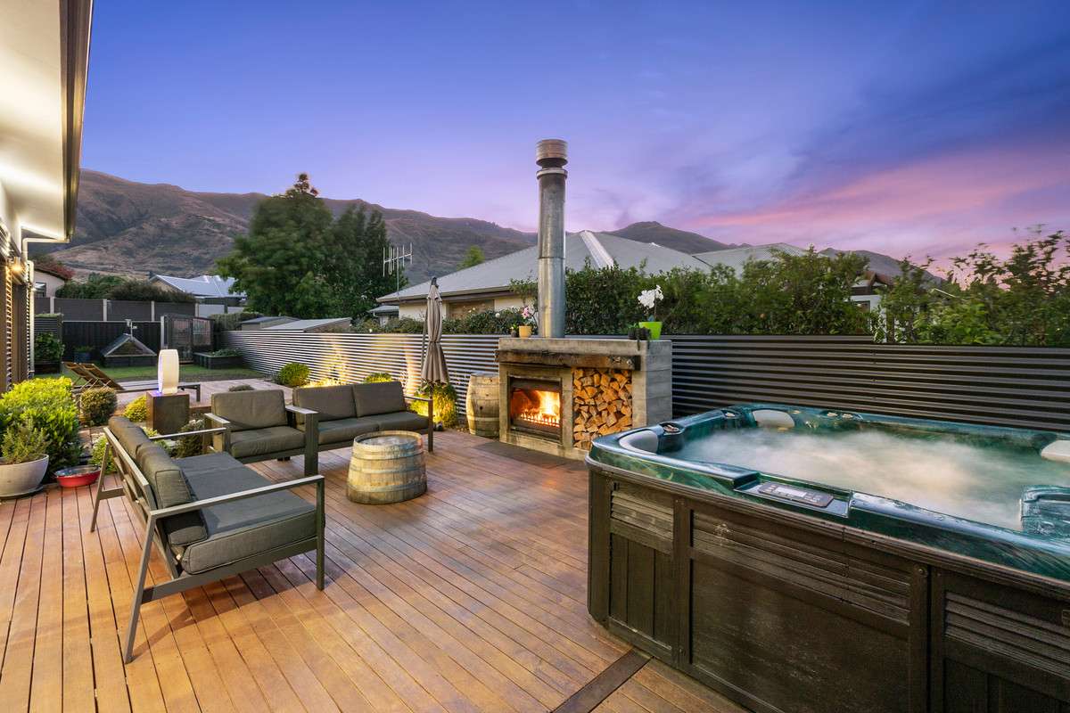 21 Stonebrook Drive Wanaka Wanaka Houses for Sale One Roof