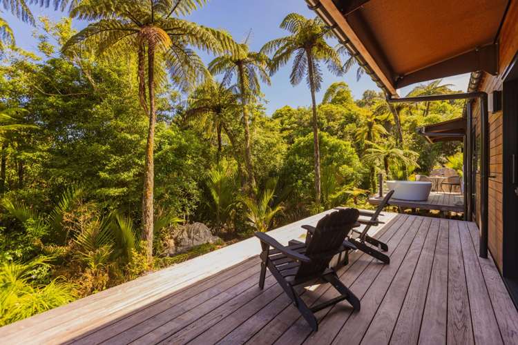 8 Hartmount Place Punakaiki_7