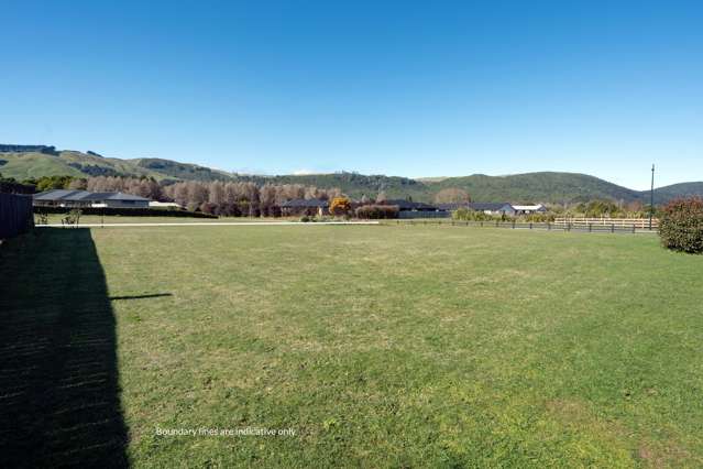 6 Pukatea Lane Kinloch_3