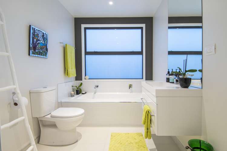 14 Eden Crescent Brookfield_6