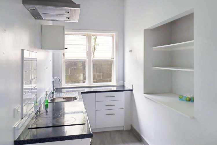1/52 Lonsdale Crescent 1345_1
