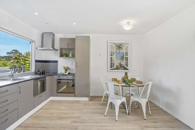 1/1 Golf Road New Lynn_9