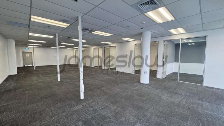 A/12 Osterley Way Manukau_16