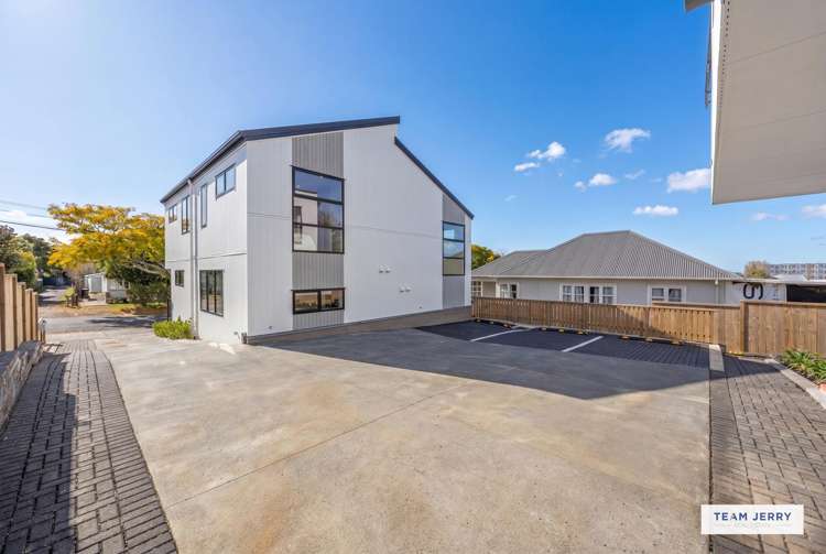 16 Moana Avenue One Tree Hill_20