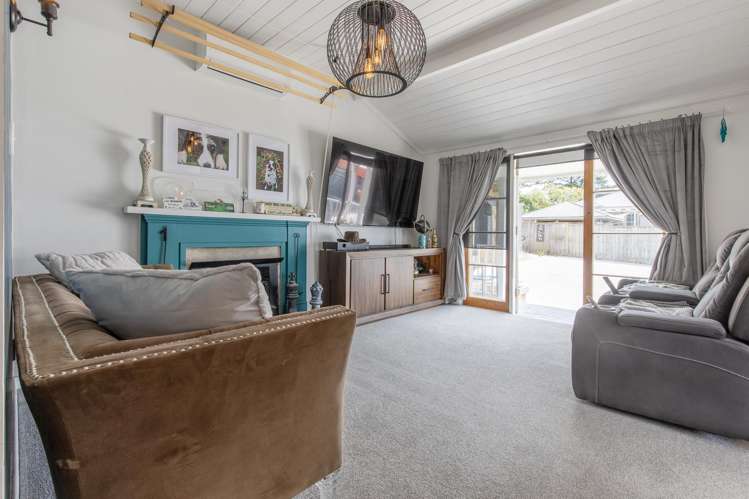 13 Racecourse Road Waipukurau_6