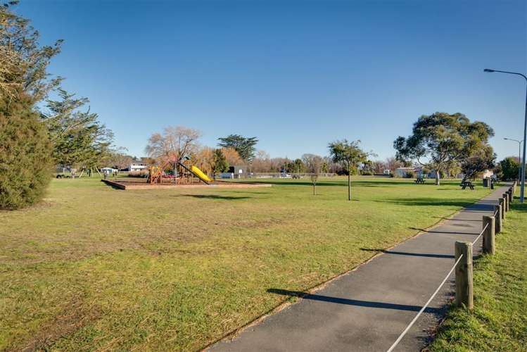 8 Rotten Row Waikuku Beach_21