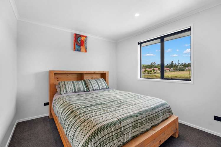 16 Moorey Lane Otaika_11