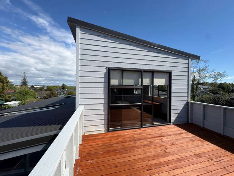 16 Sorrel Crescent Bucklands Beach_25